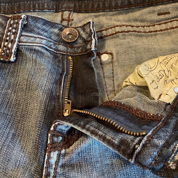 Cowgirl Tuff Jeans 33x32 - Picture 3 of 15